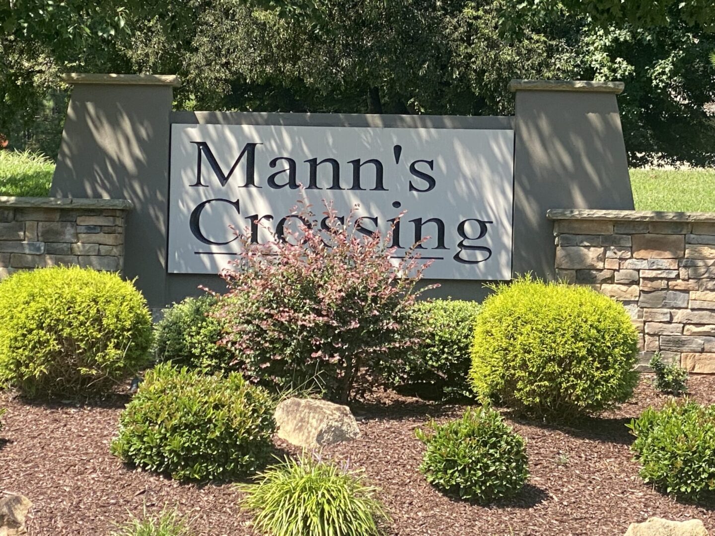 Unique Design Sign on Manns Crossing